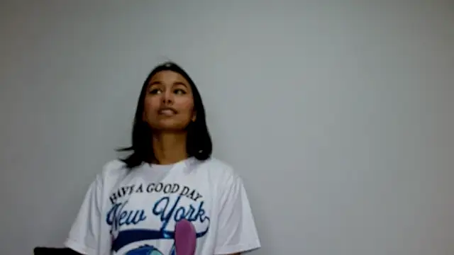 Snapshot of Gia_Lee chatting on 10/08/25, 03:26 Gia Lee online show from 10/08/25, 03:26