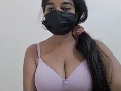 Little toy girl online show from 05/16/26, 07:38