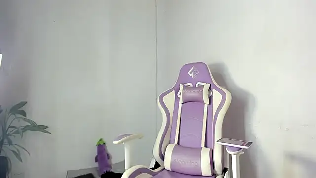 Valery mz online show from 11/07/25, 11:16