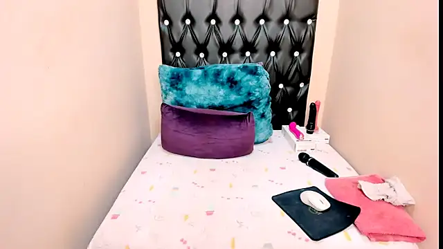 Toxicfantasy4u online show from 03/21/26, 08:19