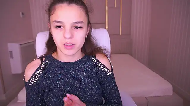 AnitaBambie online show from 11/30/25, 02:21