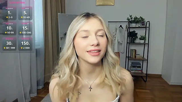 Snapshot of FaaBinaa chatting on 02/13/26, 07:04 FaaBinaa online show from 02/13/26, 07:04