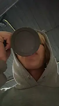 OliIverr22 online show from 11/03/25, 12:06