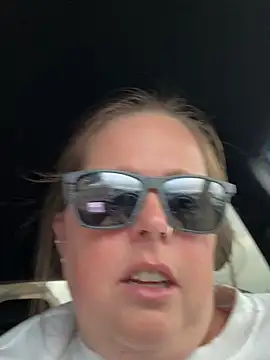 hornykitty1210 online show from 11/05/25, 08:09