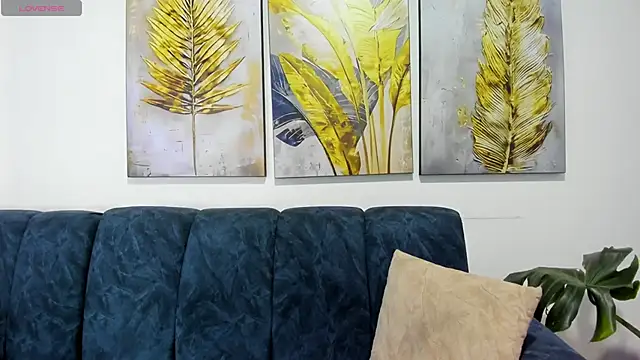 Snapshot of Alana_steel_1 chatting on 10/08/25, 12:03 Alana steel 1 online show from 10/08/25, 12:03