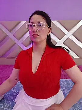 Snapshot of Alana_steel_1 chatting on 11/13/25, 12:15 Alana steel 1 online show from 11/13/25, 12:15