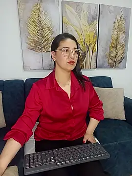 Snapshot of Alana_steel_1 chatting on 11/26/25, 07:37 Alana steel 1 online show from 11/26/25, 07:37