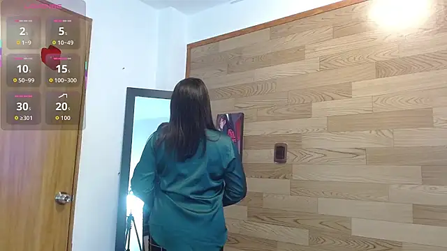 Alana steel 1 online show from 04/15/26, 05:09