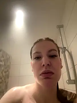 Chloemillerrxx online show from 11/25/25, 11:21