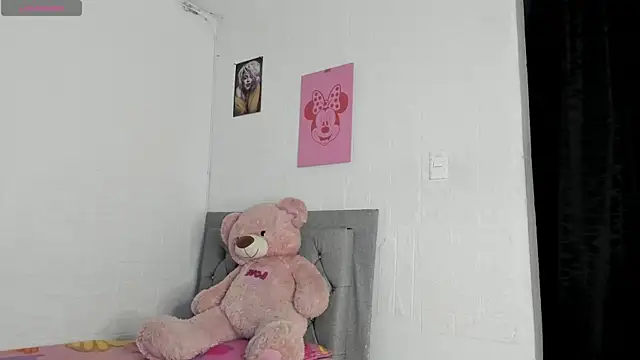 Snapshot of HaileyDuke chatting on 07/16/26, 01:00 HaileyDuke online show from 07/16/26, 01:00