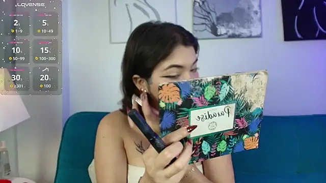 Zoe wang online show from 12/04/25, 01:42