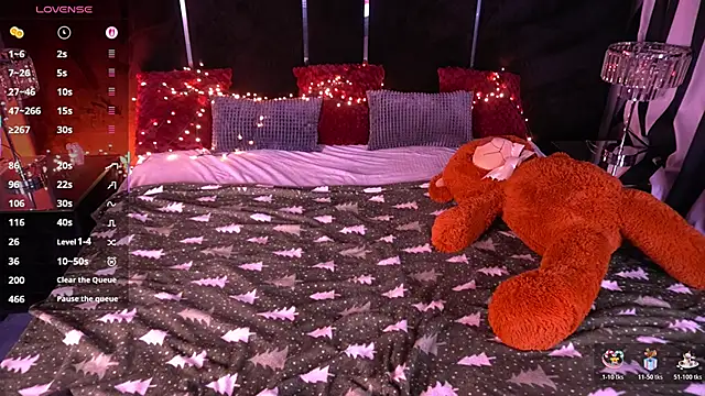 Snapshot of Pixie_Peachh chatting on 02/07/26, 10:02 Pixie Peachh online show from 02/07/26, 10:02