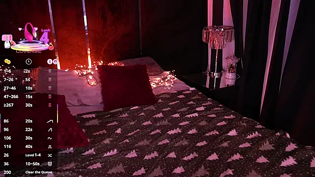 Snapshot of Pixie_Peachh chatting on 02/12/26, 07:36 Pixie Peachh online show from 02/12/26, 07:36