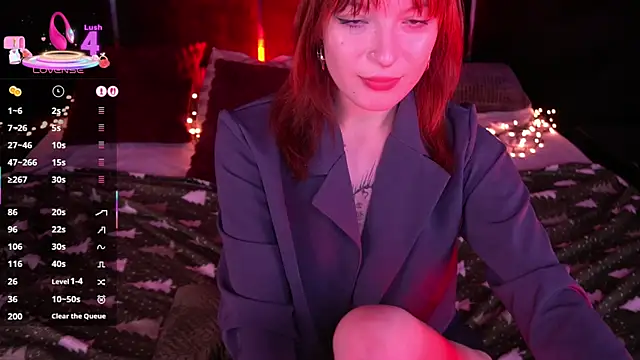 Snapshot of Pixie_Peachh chatting on 02/12/26, 07:42 Pixie Peachh online show from 02/12/26, 07:42