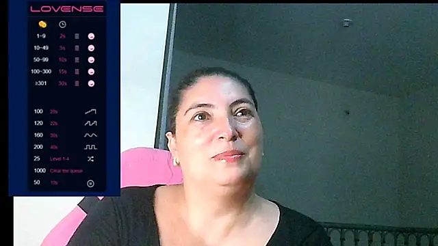 Snapshot of lina_maria99 chatting on 09/18/25, 02:35 lina maria99 online show from 09/18/25, 02:35
