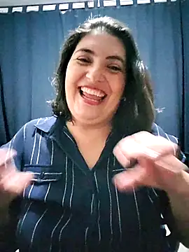 Snapshot of lina_maria99 chatting on 11/06/25, 03:07 lina maria99 online show from 11/06/25, 03:07