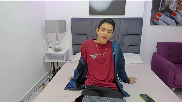 Snapshot of laysson_billy chatting on 10/13/25, 03:17 laysson billy online show from 10/13/25, 03:17