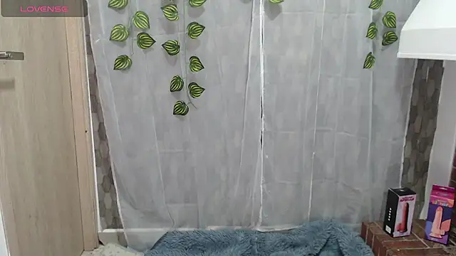 Snapshot of anishasanchezcm101 chatting on 11/27/25, 03:19 anishasanchezcm101 online show from 11/27/25, 03:19