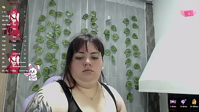 Snapshot of anishasanchezcm101 chatting on 12/14/25, 04:07 anishasanchezcm101 online show from 12/14/25, 04:07