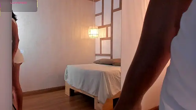 Snapshot of HannahMontgomery chatting on 09/25/25, 04:32 HannahMontgomery online show from 09/25/25, 04:32