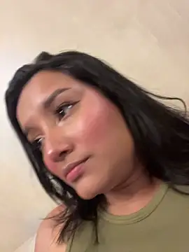 Snapshot of HannahMontgomery chatting on 11/07/25, 04:45 HannahMontgomery online show from 11/07/25, 04:45