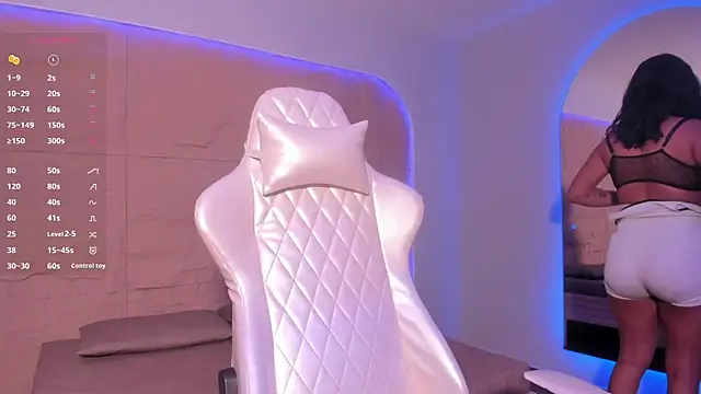 HannahMontgomery online show from 02/08/26, 07:06