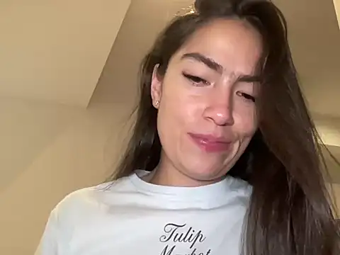 BellaMaserati online show from 10/06/25, 07:00