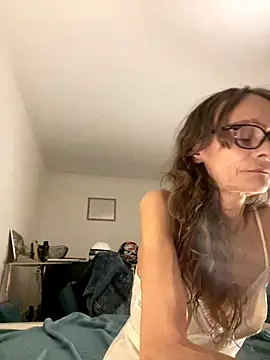 Snapshot of Chris06d22@xh chatting on 09/10/25, 06:30 Chris06d22xh online show from 09/10/25, 06:30