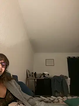 Snapshot of Chris06d22@xh chatting on 09/28/25, 06:02 Chris06d22xh online show from 09/28/25, 06:02