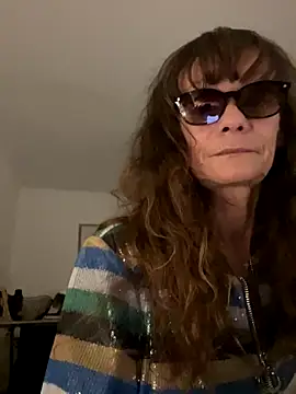 Snapshot of Chris06d22@xh chatting on 10/03/25, 06:38 Chris06d22xh online show from 10/03/25, 06:38