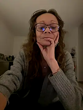 Snapshot of Chris06d22@xh chatting on 10/07/25, 06:38 Chris06d22xh online show from 10/07/25, 06:38