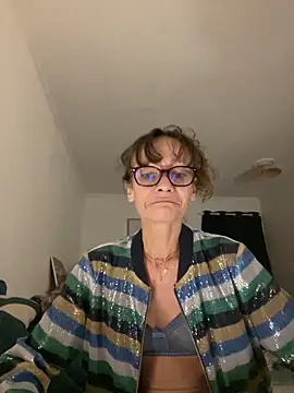 Snapshot of Chris06d22@xh chatting on 10/11/25, 07:12 Chris06d22xh online show from 10/11/25, 07:12