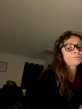 Snapshot of Chris06d22@xh chatting on 10/15/25, 07:03 Chris06d22xh online show from 10/15/25, 07:03