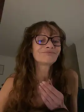 Snapshot of Chris06d22@xh chatting on 10/16/25, 07:26 Chris06d22xh online show from 10/16/25, 07:26