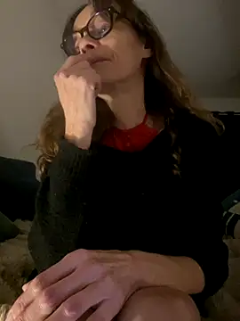 Snapshot of Chris06d22@xh chatting on 10/27/25, 08:13 Chris06d22xh online show from 10/27/25, 08:13