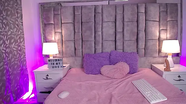 Snapshot of nath_evanss chatting on 09/14/25, 03:27 nath evanss online show from 09/14/25, 03:27