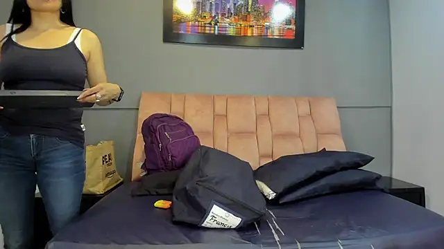 CharlotteCottin online show from 11/17/25, 02:56