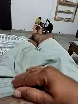 Snapshot of Desiandaj chatting on 10/22/25, 05:02 Desiandaj online show from 10/22/25, 05:02