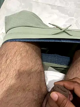 Desiandaj online show from 10/26/25, 01:55