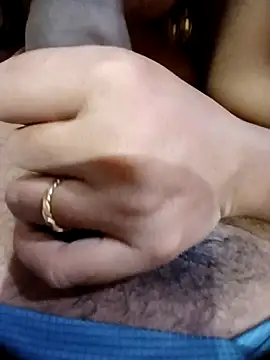 Snapshot of Priyankacam chatting on 09/27/25, 07:02 Priyankacam online show from 09/27/25, 07:02