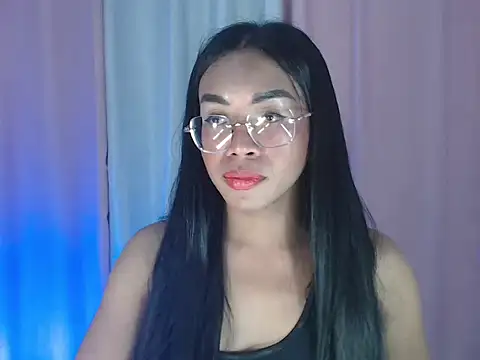 Snapshot of _karie chatting on 09/27/25, 12:54 karie online show from 09/27/25, 12:54