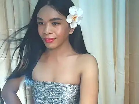 Snapshot of _karie chatting on 10/30/25, 06:37 karie online show from 10/30/25, 06:37