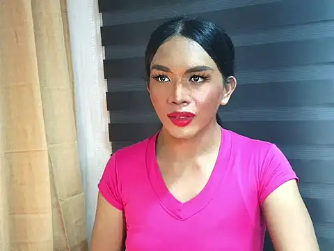 Snapshot of _karie chatting on 11/07/25, 09:53 karie online show from 11/07/25, 09:53