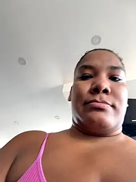 Snapshot of anailynn chatting on 09/11/25, 02:50 anailynn online show from 09/11/25, 02:50