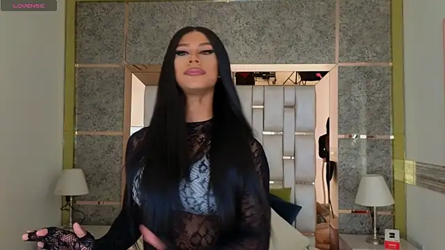 beauty nina online show from 05/25/26, 01:39