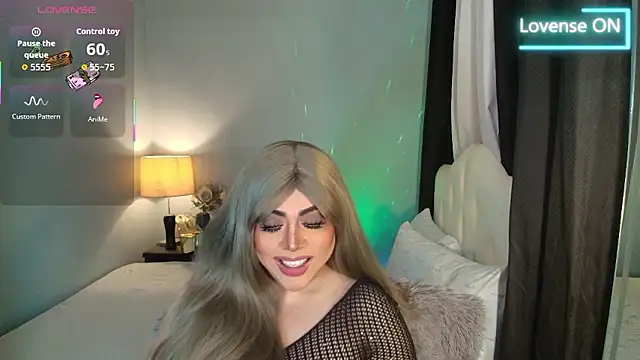 Snapshot of Unforgettable_Maria chatting on 01/11/26, 03:11 Unforgettable Maria online show from 01/11/26, 03:11