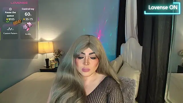 Snapshot of Unforgettable_Maria chatting on 02/02/26, 03:05 Unforgettable Maria online show from 02/02/26, 03:05