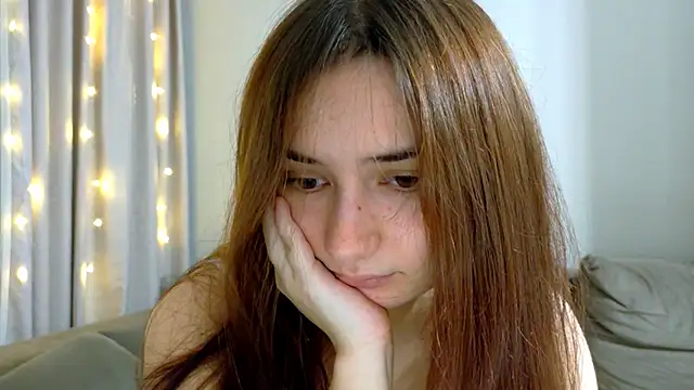 Snapshot of Lelia_Vibe chatting on 10/31/25, 09:27 Lelia Vibe online show from 10/31/25, 09:27