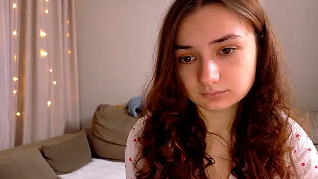 Snapshot of Lelia_Vibe chatting on 12/01/25, 05:40 Lelia Vibe online show from 12/01/25, 05:40