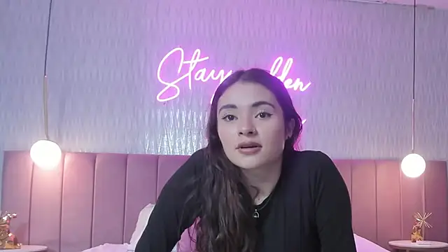 HANNA BASTIAN VC online show from 11/25/25, 01:16